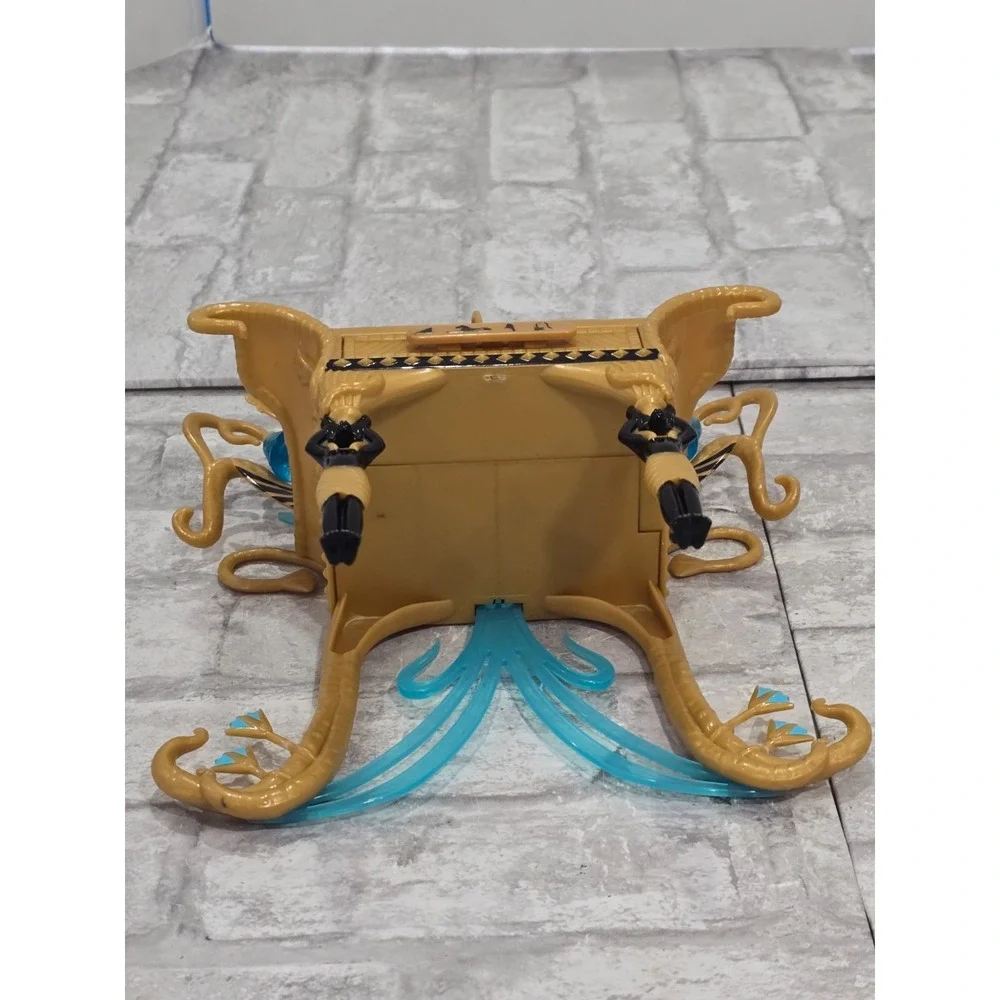 Mattel Monster High Cleo de Nile Gold Anubis Vanity Table w Mirror‎ EUC